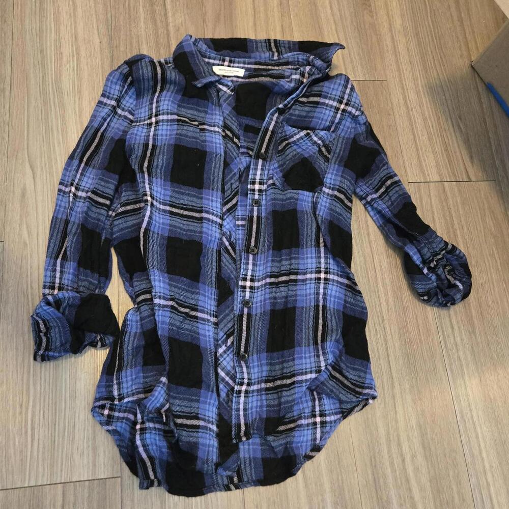 Bead Landing Women's Pink and Blue Shirt